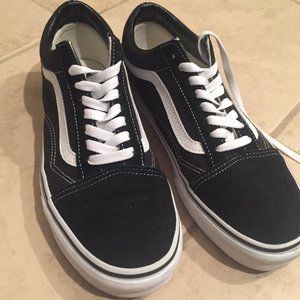 women's black lowtop old skool vans